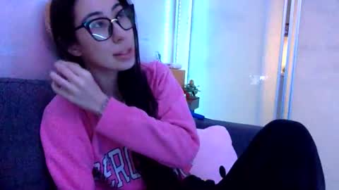 PrincessPinky444 online show from 15, 12, 2025