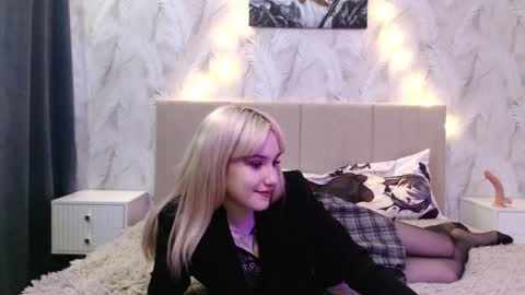 18 y.o online show from 15, 12, 2024