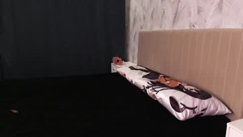 18 y.o online show from 14, 1, 2025