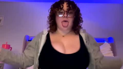 Snapshot of princesssjesss chatting on 15, 10, 2025 princesssjesss online show from 15, 10, 2025