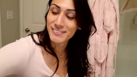 Snapshot of prinxessally chatting on 17, 2, 2025 Prinxessally online show from 17, 2, 2025