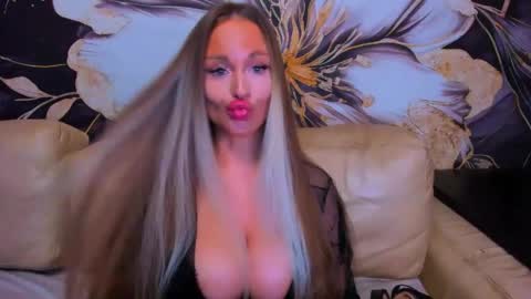 Snapshot of project_barbara chatting on 1, 5, 2026 Barbara online show from 1, 5, 2026