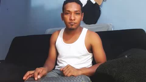 Grande y Gruesa online show from 23, 9, 2025