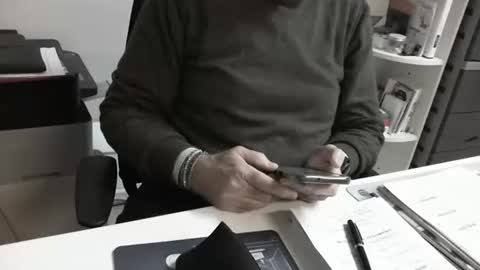 mature hairy guy online show from 5, 12, 2025