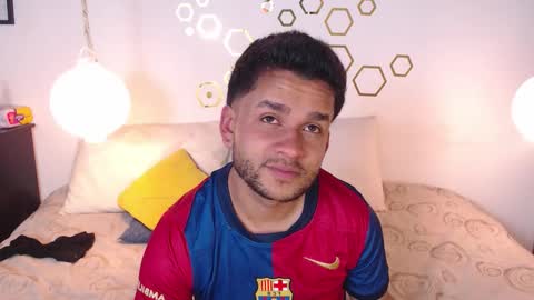 Adris  Juan online show from 12, 10, 2025