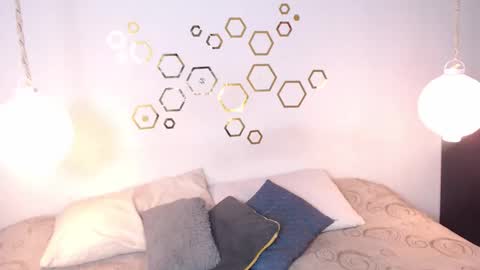 Adris  Juan online show from 6, 11, 2025