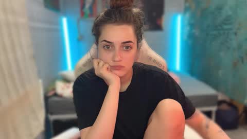 Queen of Pain online show from 4, 3, 2026