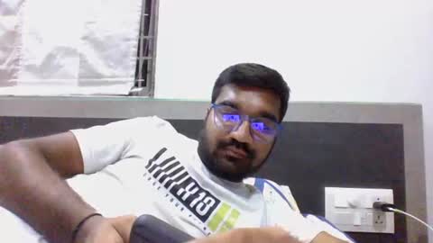 Snapshot of ptl1711 chatting on 1, 11, 2025 ptl1711 online show from 1, 11, 2025