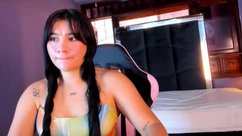 Snapshot of pucca_sweet chatting on 17, 10, 2025 Eimy online show from 17, 10, 2025