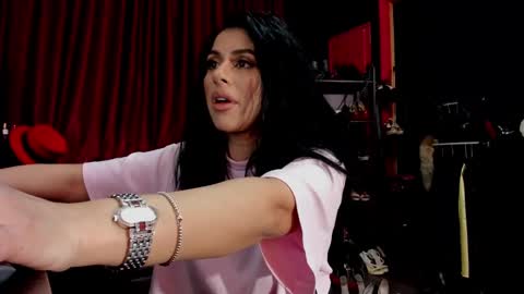 MissPuffyLove online show from 3, 2, 2025