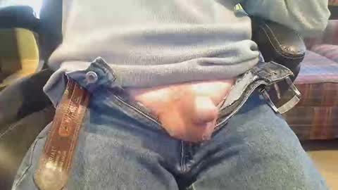 pulltoy1 online show from 5, 2, 2026