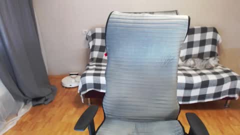 Polly online show from 19, 9, 2025