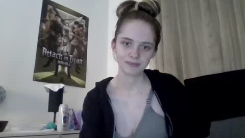Snapshot of purepetitex1 chatting on 17, 6, 2026 roxy online show from 17, 6, 2026