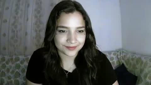 Snapshot of purple_23 chatting on 21, 12, 2025 Lizzy online show from 21, 12, 2025