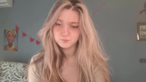 Bella online show from 28, 3, 2026