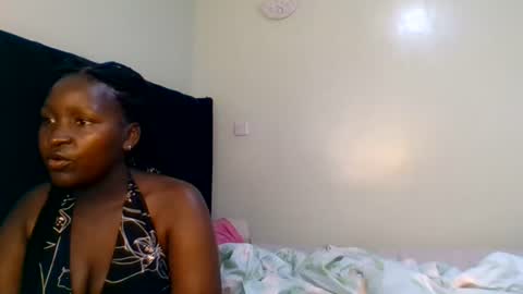 Snapshot of purple_honey2 chatting on 15, 6, 2026 Honey online show from 15, 6, 2026