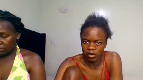 Snapshot of purple_honey2 chatting on 26, 6, 2026 Honey online show from 26, 6, 2026