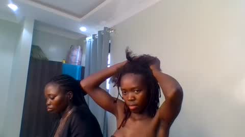 Snapshot of purple_honey2 chatting on 13, 7, 2026 Honey online show from 13, 7, 2026