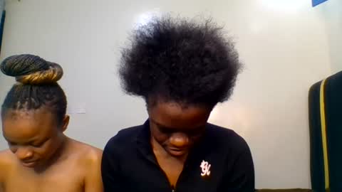 Snapshot of purple_honey2 chatting on 27, 7, 2026 Honey online show from 27, 7, 2026