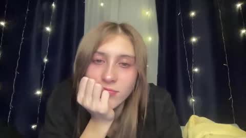 pussygirl007 online show from 4, 1, 2025