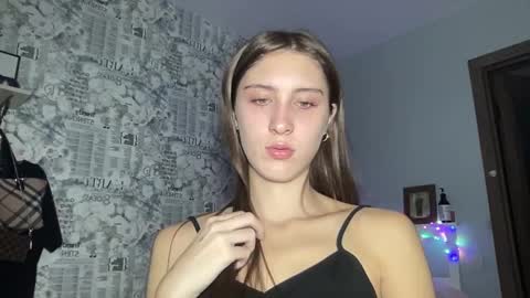 pussygirl007 online show from 6, 1, 2025