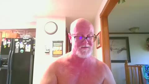Snapshot of pussylover1365 chatting on 26, 9, 2025 pussylover1365 online show from 26, 9, 2025