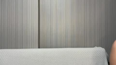 Lina online show from 6, 11, 2025