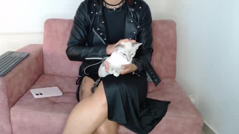 Izumi online show from 4, 12, 2024