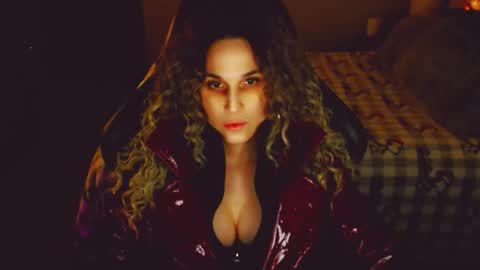 Kitty online show from 2, 3, 2026