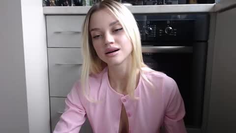 Milana online show from 10, 12, 2024