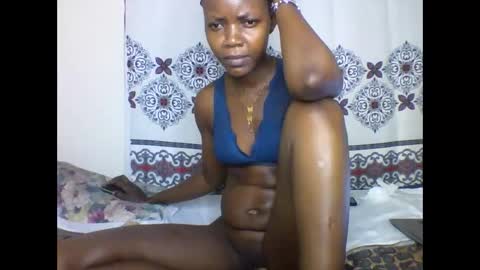 Snapshot of queen_abito chatting on 3, 2, 2025 queen_abito online show from 3, 2, 2025