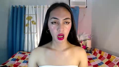 Snapshot of queen_danaya chatting on 5, 6, 2026 queen_danaya online show from 5, 6, 2026