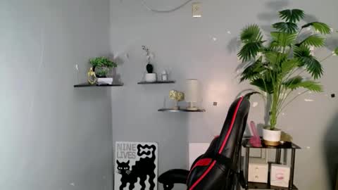 Snapshot of queen_danaya chatting on 9, 6, 2026 queen_danaya online show from 9, 6, 2026