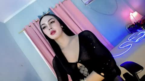 Snapshot of queen_danaya chatting on 5, 7, 2026 queen_danaya online show from 5, 7, 2026