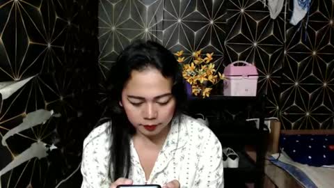 queen_ennah online show from 12, 1, 2025