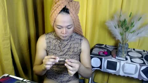 Snapshot of queen_ennah chatting on 24, 6, 2026 queen_ennah online show from 24, 6, 2026