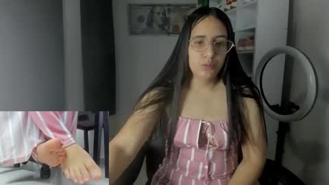 queen_findom1 online show from 17, 11, 2025