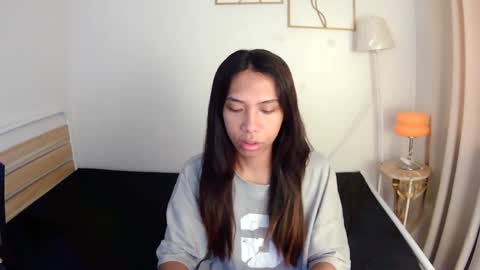 queen_gia online show from 2, 5, 2026