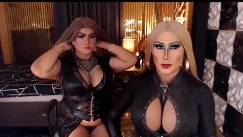 Snapshot of queen_horsecock chatting on 22, 6, 2026 queen_horsecock online show from 22, 6, 2026
