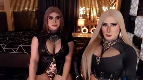Snapshot of queen_horsecock chatting on 26, 6, 2026 queen_horsecock online show from 26, 6, 2026