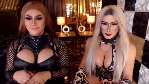 Snapshot of queen_horsecock chatting on 6, 7, 2026 queen_horsecock online show from 6, 7, 2026