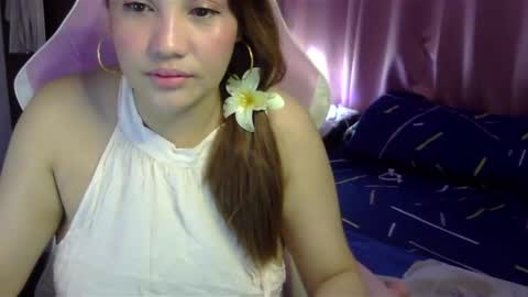 Snapshot of queen_kur chatting on 18, 1, 2025 QueenHennessy online show from 18, 1, 2025