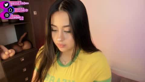 Snapshot of queen_liana chatting on 7, 2, 2026 Liana online show from 7, 2, 2026