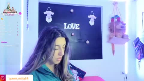 queen_natttyy online show from 4, 1, 2025