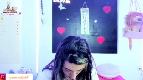 queen_natttyy online show from 12, 1, 2025