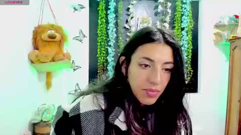 queen_natttyy online show from 8, 7, 2026