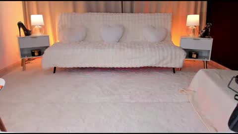 queen_of_deepthroat online show from 8, 12, 2024