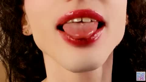 Snapshot of queen_of_tease chatting on 12, 2, 2026 queen_of_tease online show from 12, 2, 2026