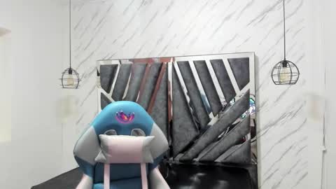   online show from 9, 10, 2025