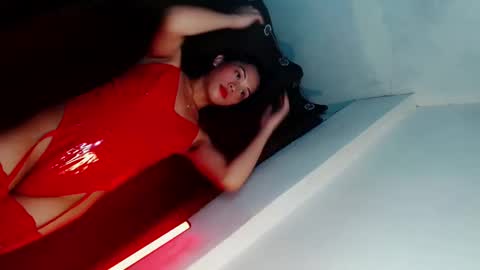 CALL ME YOUR QUEEN AIVY1 online show from 10, 3, 2025